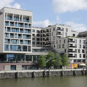 Jufa Hafencity 4*, Hamburk Německo